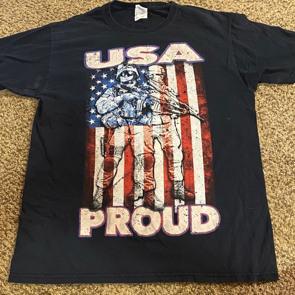 Fruit of the Loom Other - Men’s M USA Proud Graphic T-Shirt